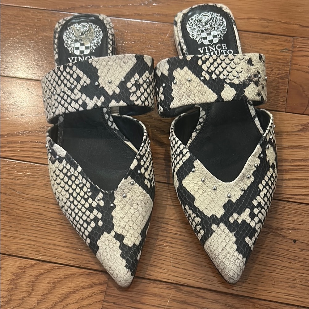 Vince Camuto Black and Cream Snake Print Women's Shoes